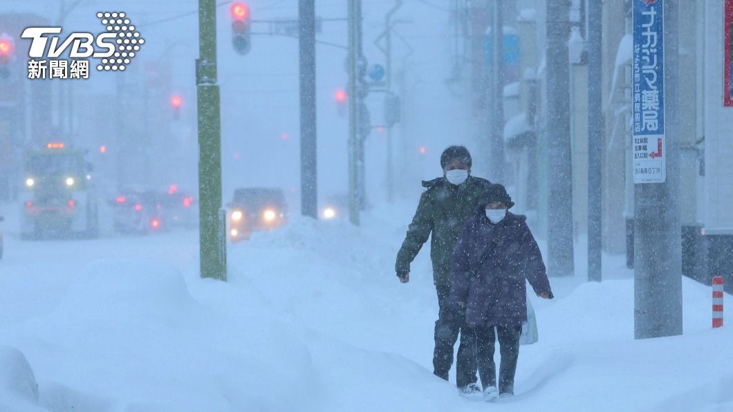 北海道連日降下大雪，交通事故頻傳。（圖／達志影像美聯社）