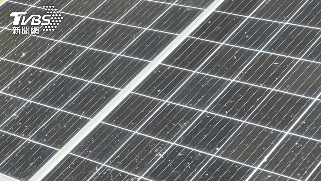 北市補助社區太陽能板。（圖／TVBS）