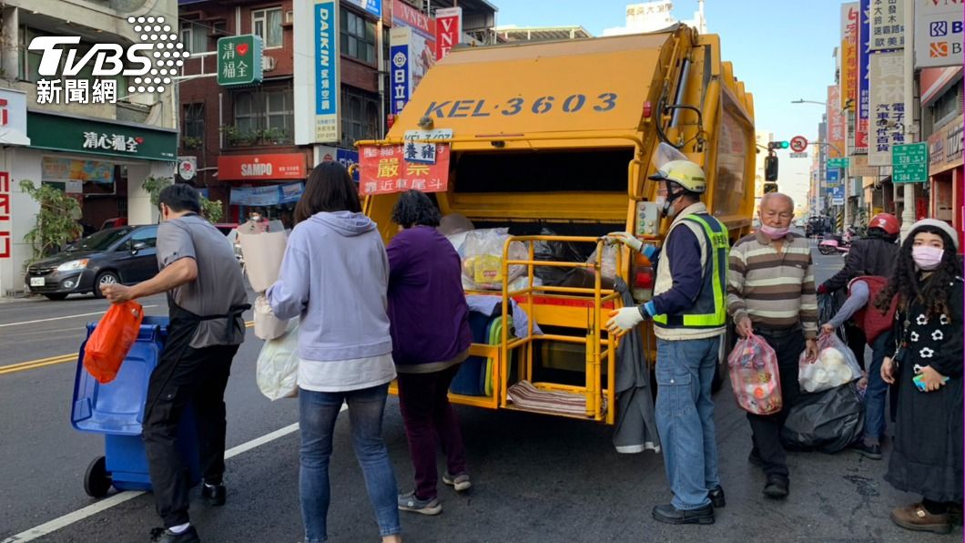 環保局春節加強垃圾清運。（圖／高市府環保局提供）