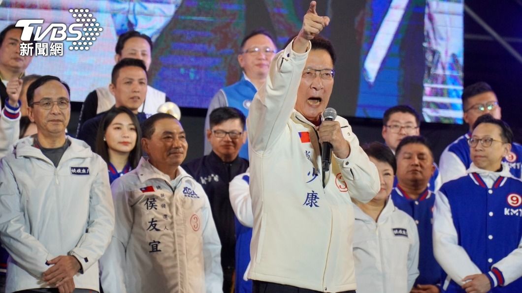 趙少康認為「沒過半跟5席一樣」，喊話國民黨應讓民眾黨一點。（圖／TVBS資料照）