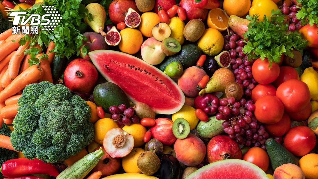 水果、蔬菜的維生素C相當高，營養師陳采瑜公布「Top10高維生素C蔬果排行榜」。（示意圖／shutterstock達志影像）