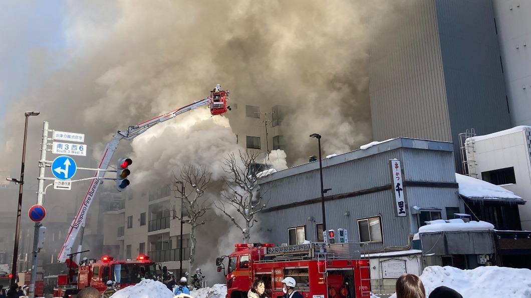 北海道札幌的人氣拉麵店「空拉麵」發生火災。（圖／翻攝自@MMKrbw6j5Bp2RSR推特）