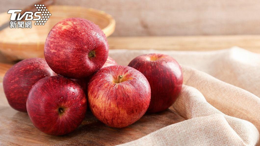 蘋果是容易取得且富含營養素的水果。（示意圖／shutterstock達志影像）
