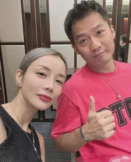 秦思嫁到澳門,卻傳出憾事。(圖/翻攝自微博)