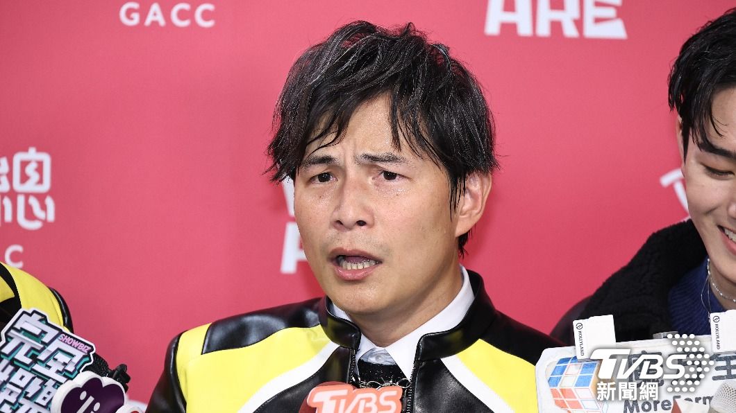 孫協志表演完仍汗如雨下,自嘆體力一年不如一年。(圖/張哲鳴攝)