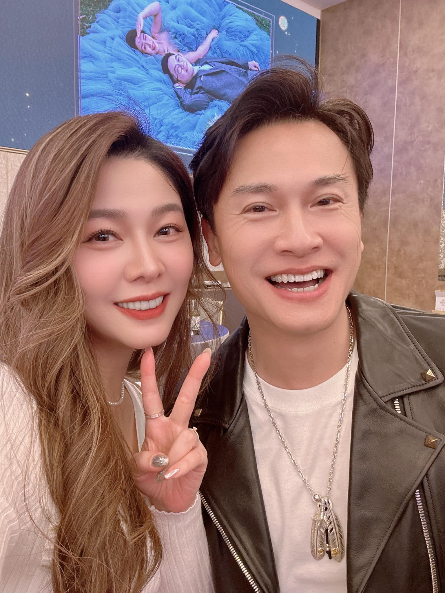 白家綺（左）、王振復合作多部八點檔。（圖／翻攝自白家綺臉書）