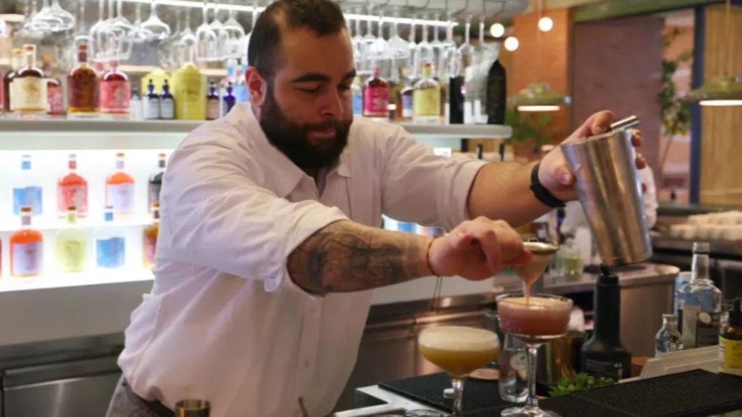 沙烏地阿拉伯將開設首間「酒類專賣店」。（圖／翻攝自《BBC》）