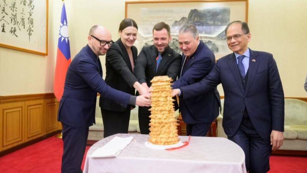 Taiwan and Lithuania strengthen ties (Courtesy of Legislative Yuan) Taiwan and Lithuania strengthen ties in defense of democracy