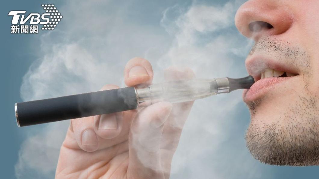 E-cigarette use among Taiwan’s youth doubles, survey finds (Shutterstock) E-cigarette use among Taiwan’s youth doubles, survey finds