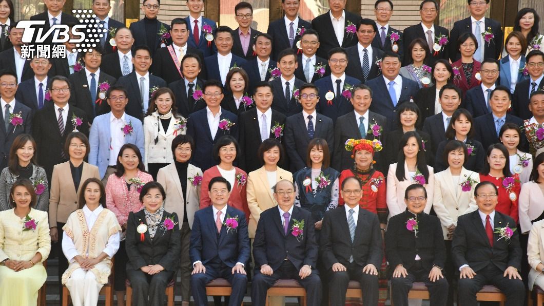 New legislators sworn in at Taiwan’s Legislative Yuan (TVBS News) New legislators sworn in at Taiwan’s Legislative Yuan