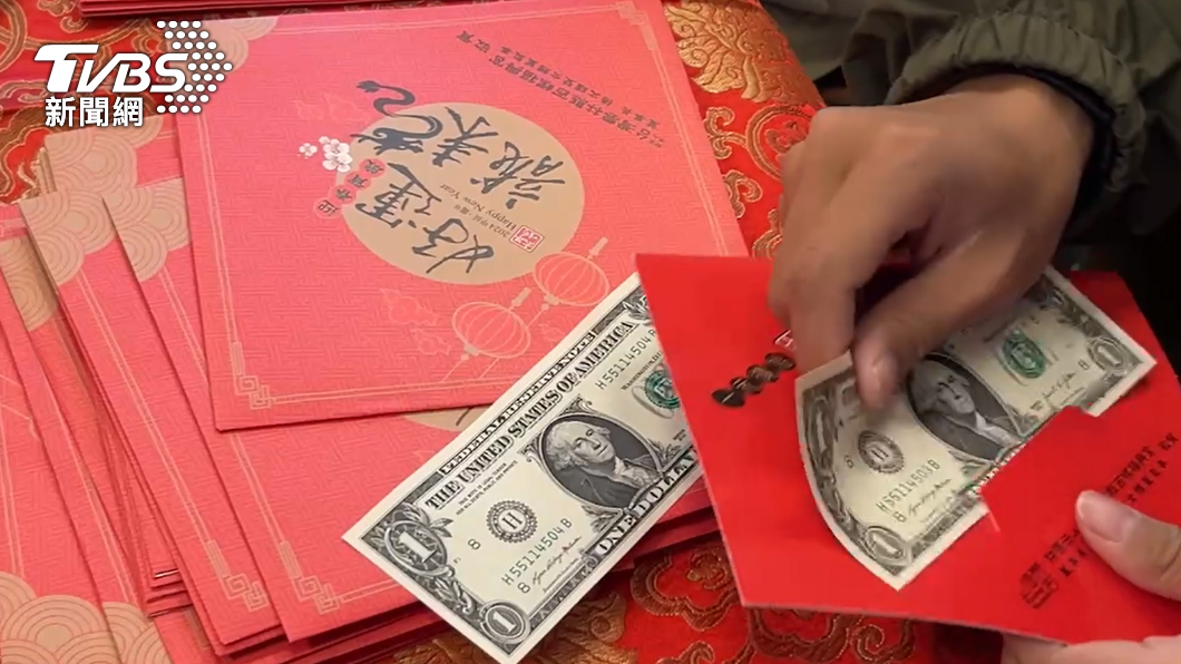 信徒天天紅包排翻。（圖／TVBS）
