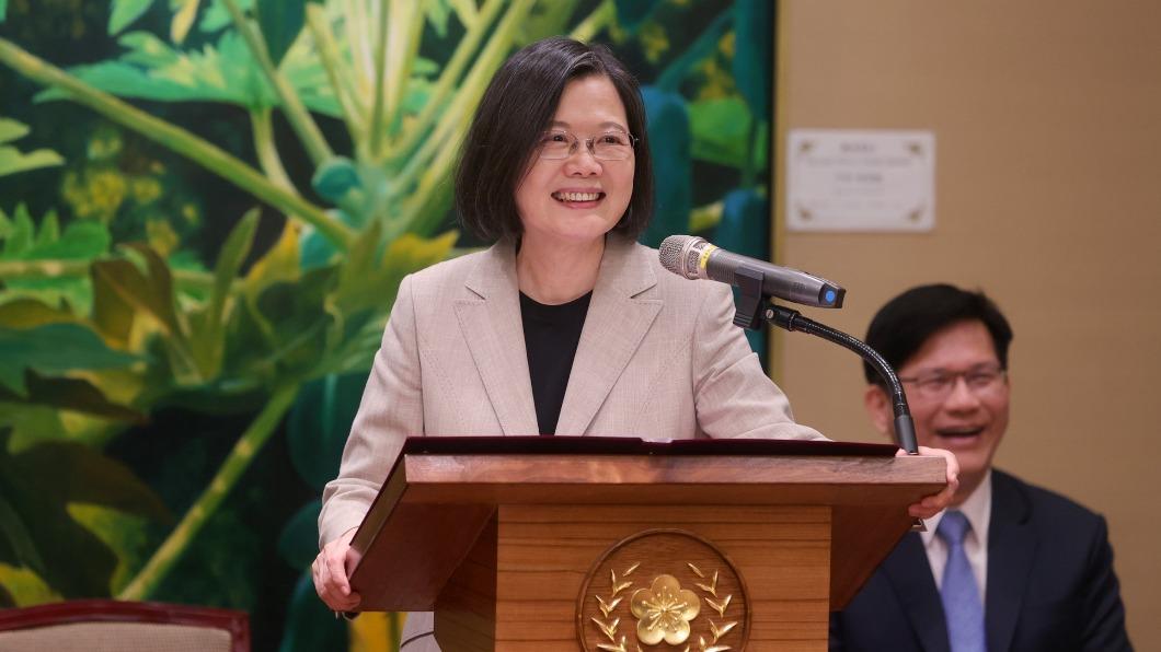 Tsai welcomes new legislative leader (Courtesy of the Presidential Office) Tsai Ing-wen welcomes new legislative leaders in Taiwan