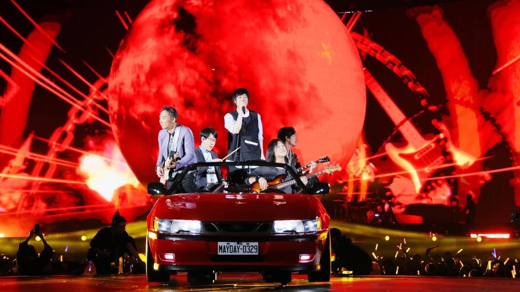 五月天3月將在高雄世運主場館開唱，舉辦「回到那一天」無限放大版演唱會。（圖／相信音樂提供）