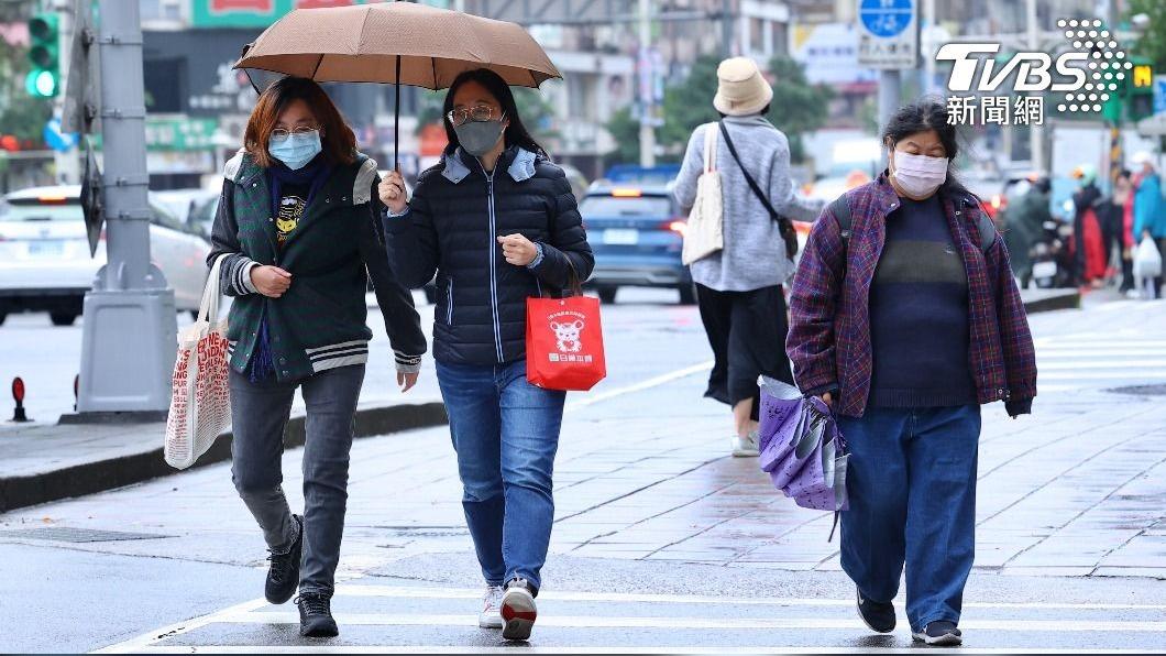 Taiwan braces for chilly weather as cold front moves in (TVBS News) Taiwan braces for chilly weather as cold front moves in
