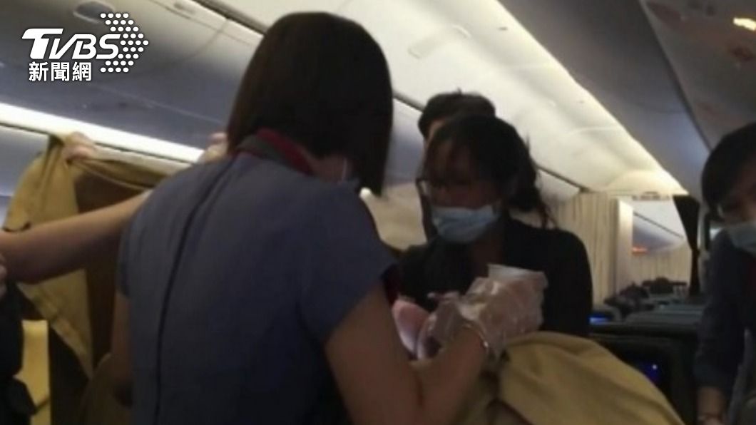 懷孕36周硬搭機「空中產女」婦遭美遣返。（圖／TVBS資料畫面）