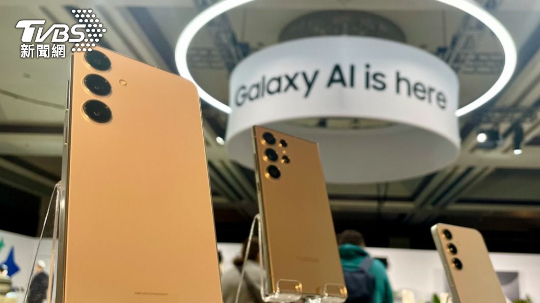 三星今年1月推出首款AI手機Samsung Galaxy S24。（圖／達志影像美聯社）