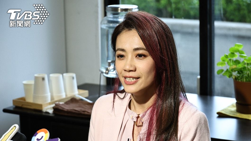 柯以柔正式恢單1年半！仍害怕聽到前夫聲音 超商巧遇「視線瞬間模糊」 - 鏡週刊 Mirror Media