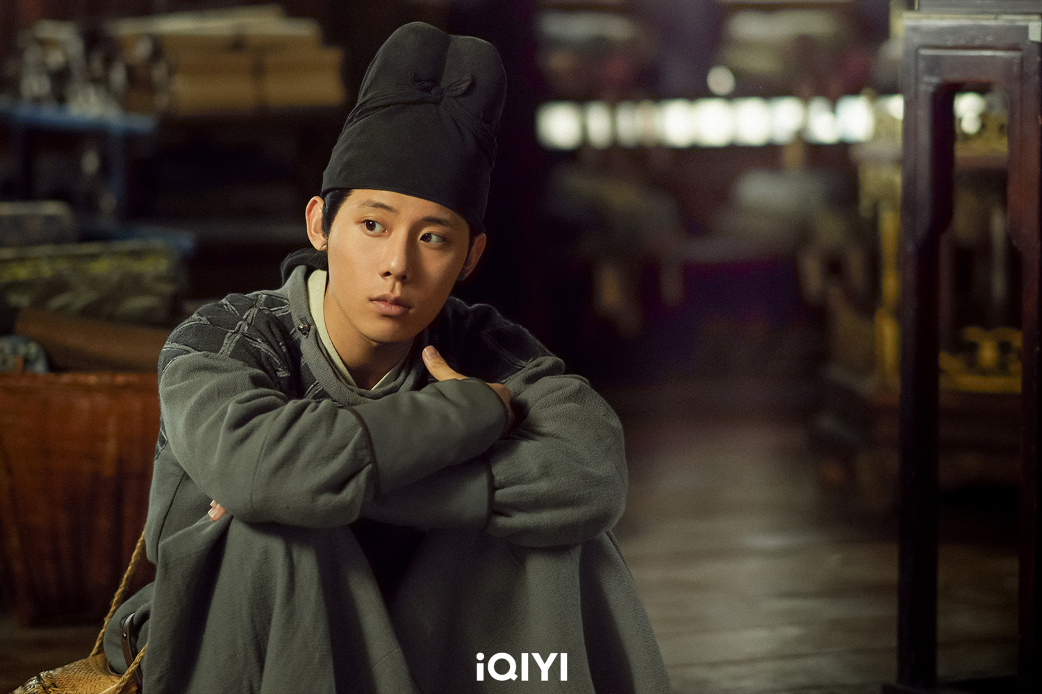 周奇在《大理寺少卿遊》飾演「陳拾」（圖／iQIYI國際站提供）