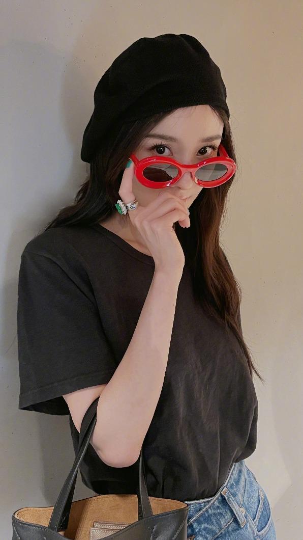 楊冪個性活潑，常於微博與網友們互動。（圖／翻攝自楊冪微博）