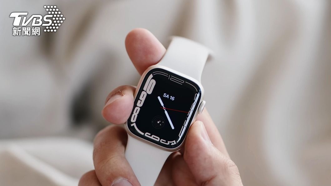Apple Watch至今已推出超過10款機型，依舊只能由官方提供錶盤。（示意圖／shutterstock 達志影像）