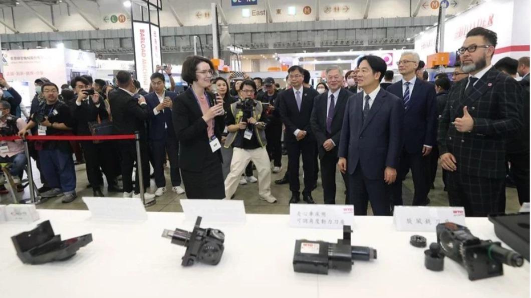 Taiwan aims for global leadership in machine tool industry (Courtesy of Presidential Office) Taiwan aims for global leadership in machine tool industry