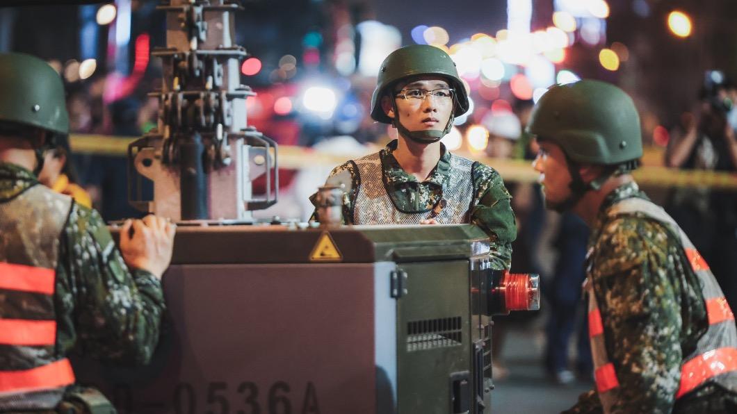 因應花蓮地震，國軍官兵紛紛前往救災。（圖／國防部提供）