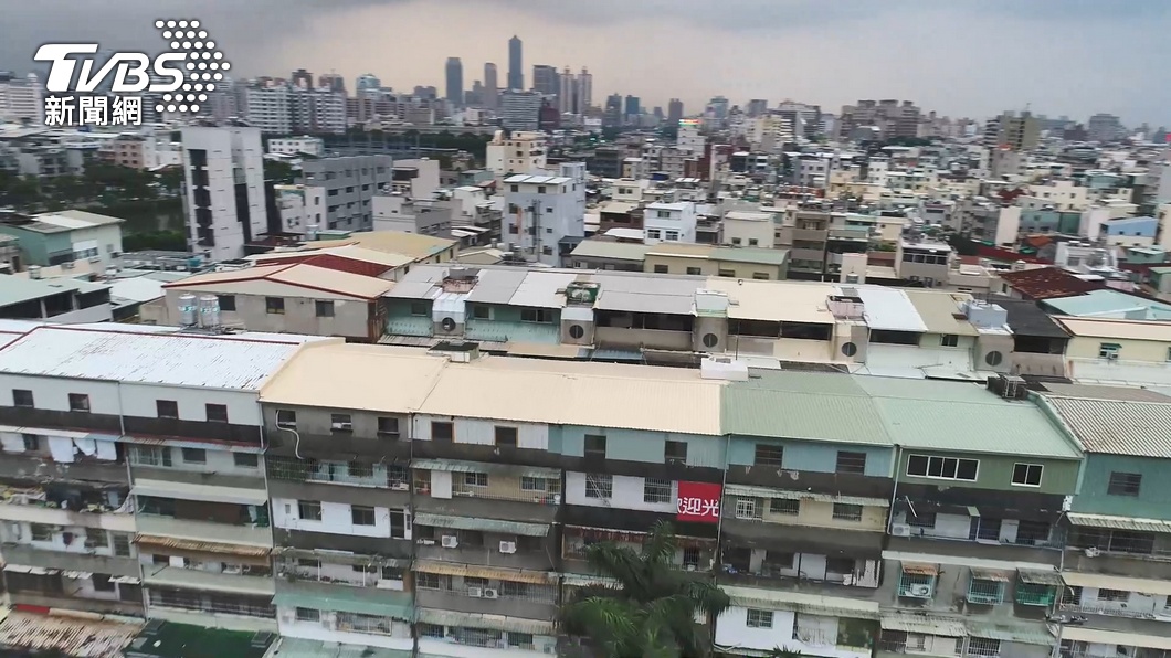 Over half of Kaohsiung homes aged 30+ (Images for illustration purposes only, TVBS News) Kaohsiung offers subsidy for old building reconstruction