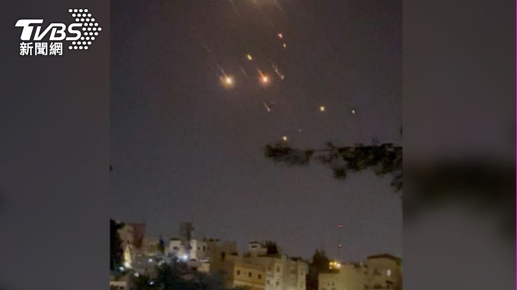 伊朗報復性空襲以色列。（圖／達志影像路透社）