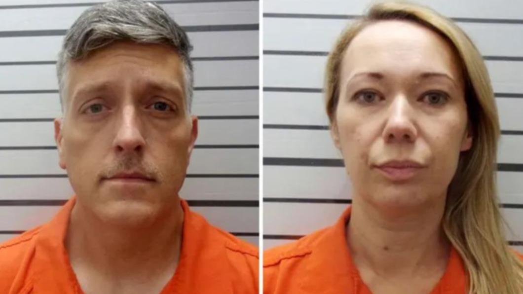 爾福德（圖左）和妻子凱莉（圖右）被爆出經營黑心葬儀社，還詐領新冠疫情救濟金。（圖／翻攝自Fox News）