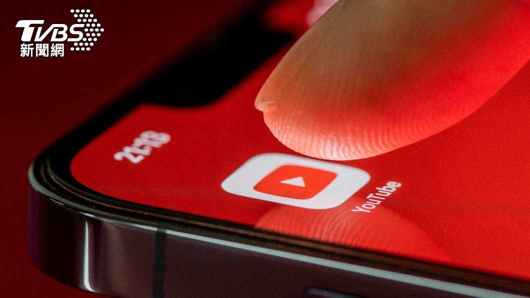 YouTube公告正加強打擊阻擋廣告的外掛程式。（示意圖／shutterstock達志影像）