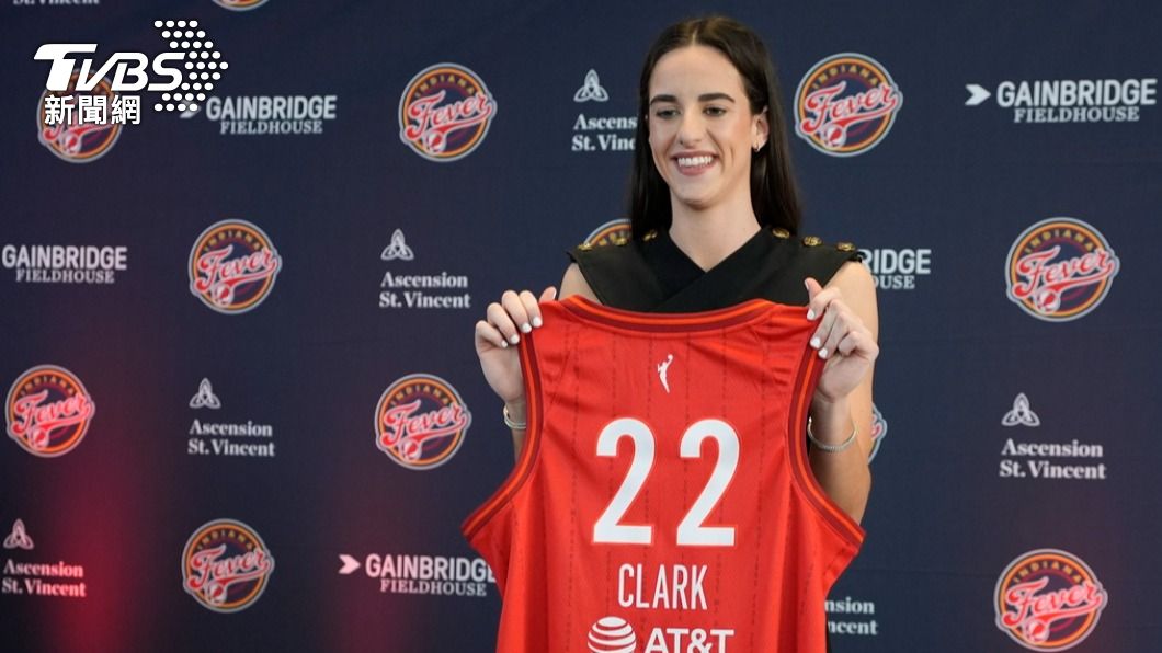 挾帶超高人氣以狀元加入WNBA，克拉克也成為美國職業女籃的票房希望。（圖／達志影像美聯社）