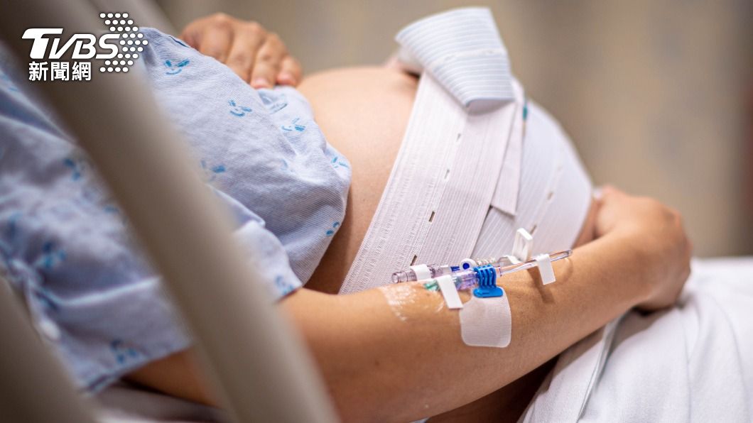 美國孕婦因被醫院拒收而流產的案例激增。（示意圖／Shutterstock達志影像）
