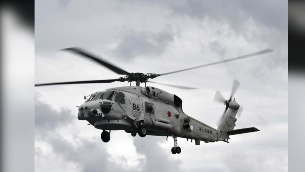 日本海上自衛隊直升機連2架墜海。（示意圖為與本事故同型的SH60K巡邏直升機／翻攝防衛省　海上自衛隊臉書）