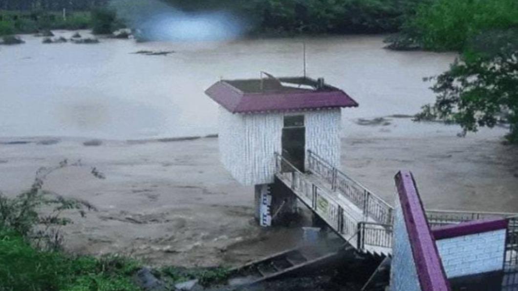 廣東省降豪雨，北江等多條河流發起洪水警報。（圖／翻攝自網路）