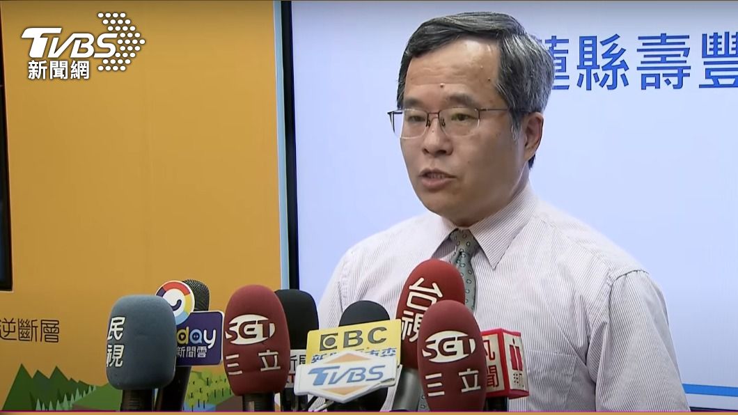 氣象署地震中心主任吳健富。（圖／TVBS）