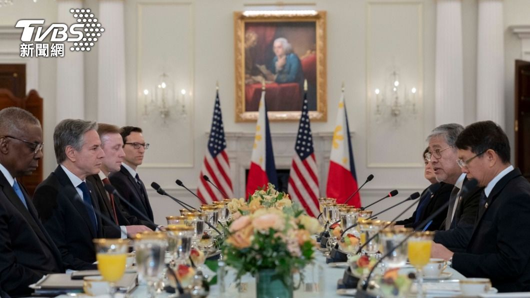 Philippines and US commit to peace in Taiwan Strait (Courtesy of AP) Philippines and US commit to peace in Taiwan Strait