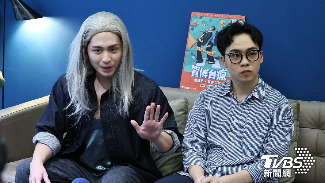 博恩(左)和賀瓏都常被炎上。(圖/張哲鳴攝)