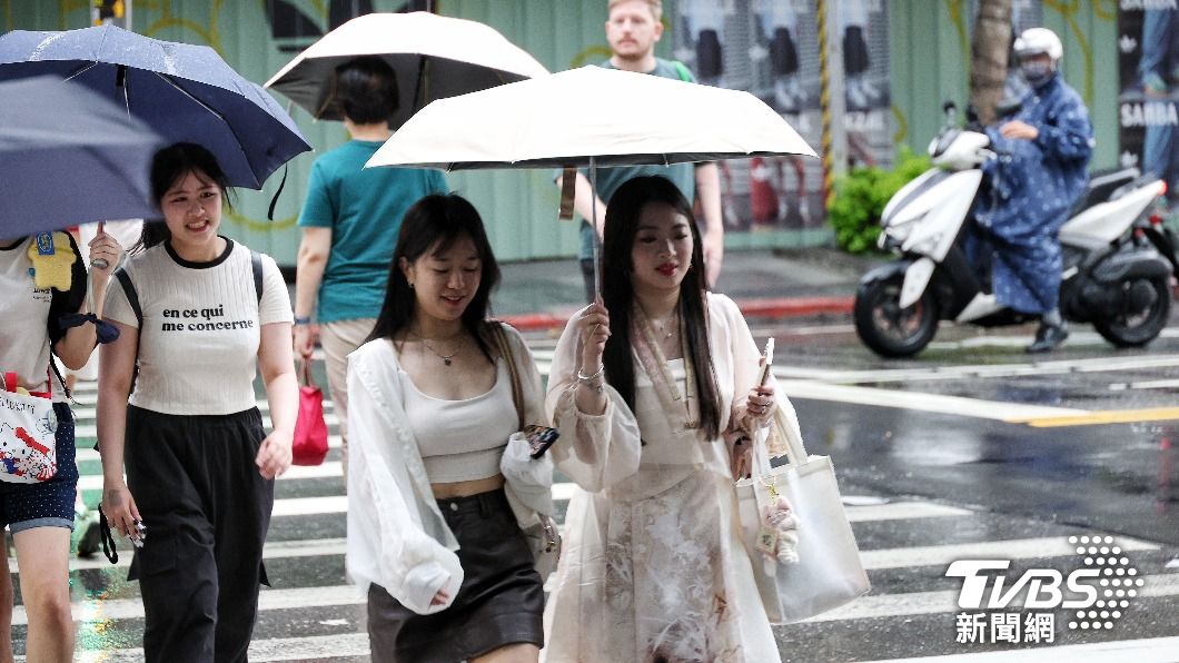 華南水氣影響，仍須留意陣雨。（圖／葉志明攝）