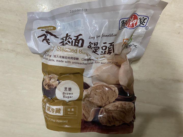 網友激推「老麵黑糖饅頭」。（圖／翻攝自臉書社團我愛全聯-好物老實説）