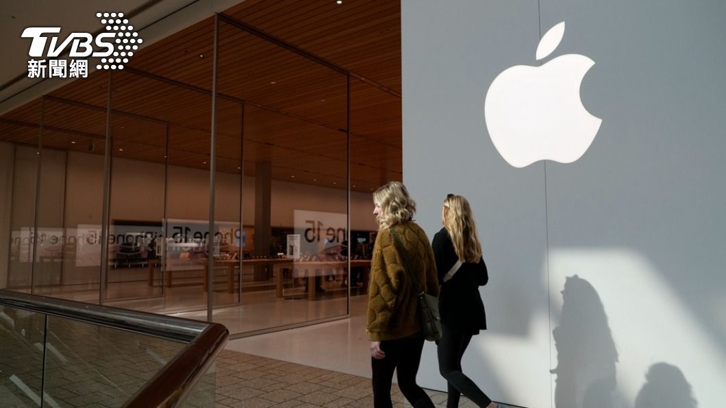 蘋果公佈最新財報，iPhone銷量下滑10%。（圖／達志影像美聯社）