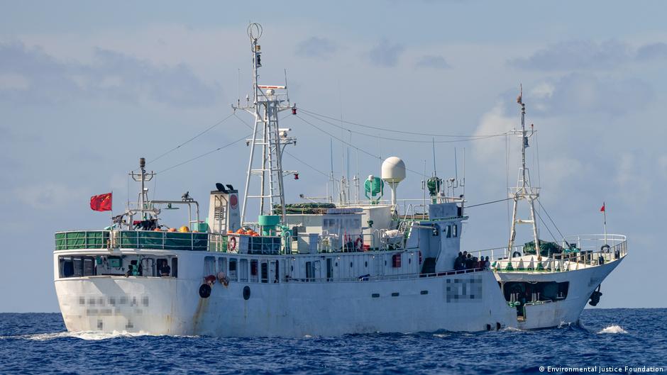 中國漁船在西南印度洋非法捕撈，危及海洋生態。（圖／德國之聲提供）