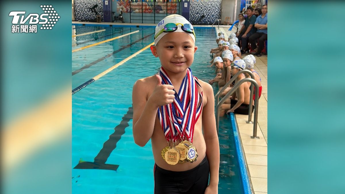 泰和國小曾仲寬 參加全國小學游泳錦標賽 7金1銀