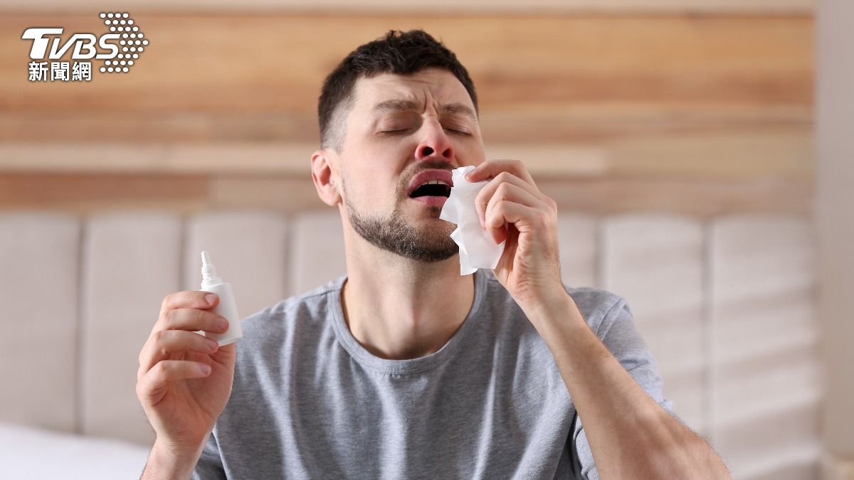 長期鼻塞不治療，會對健康造成危害。（示意圖／shutterstock達志影像）