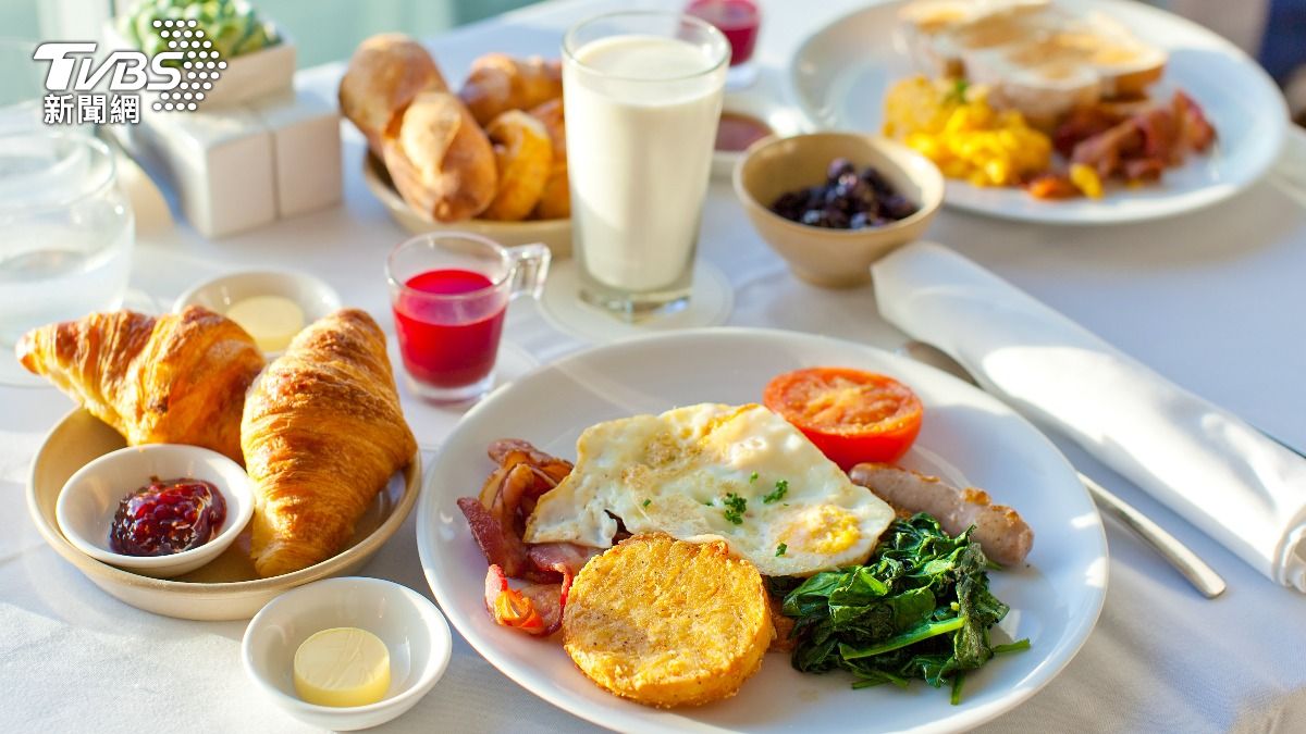 醫師王大元指出，早餐吃高GI食物會讓血糖劇烈變化。（示意圖／shutterstock達志影像）