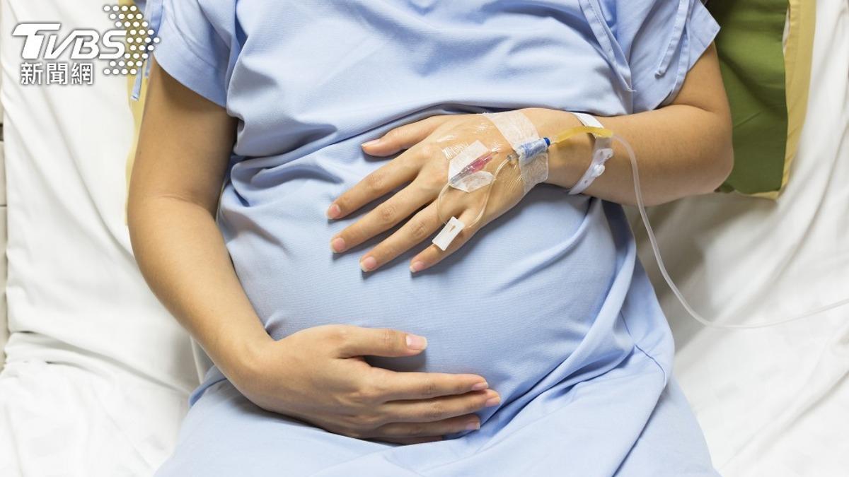 異國孕婦來台旅遊突陣痛早產，將面臨龐大新生兒照顧費用。（示意圖，非當事人／shutterstock達志影像）