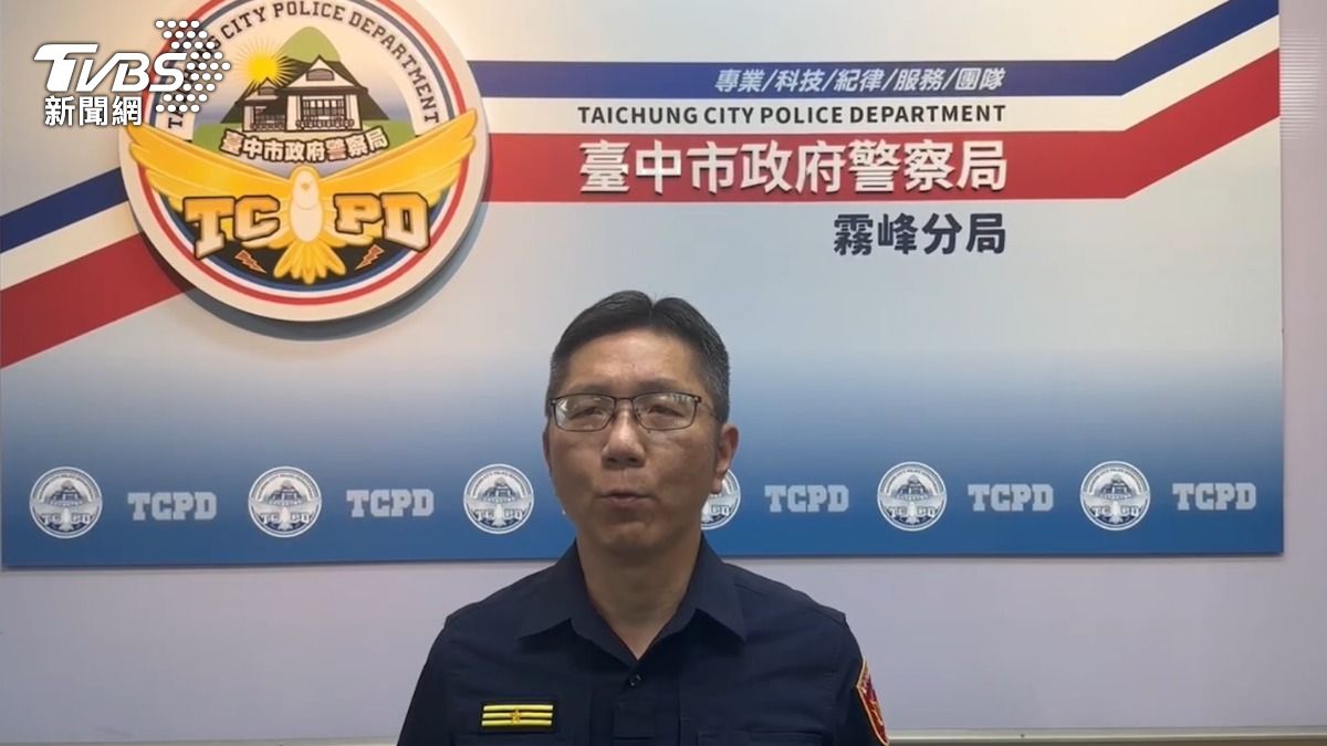 分局長陳祥麟回應，林姓小隊長確實有到民宅，但是去玩狗。（圖／TVBS）