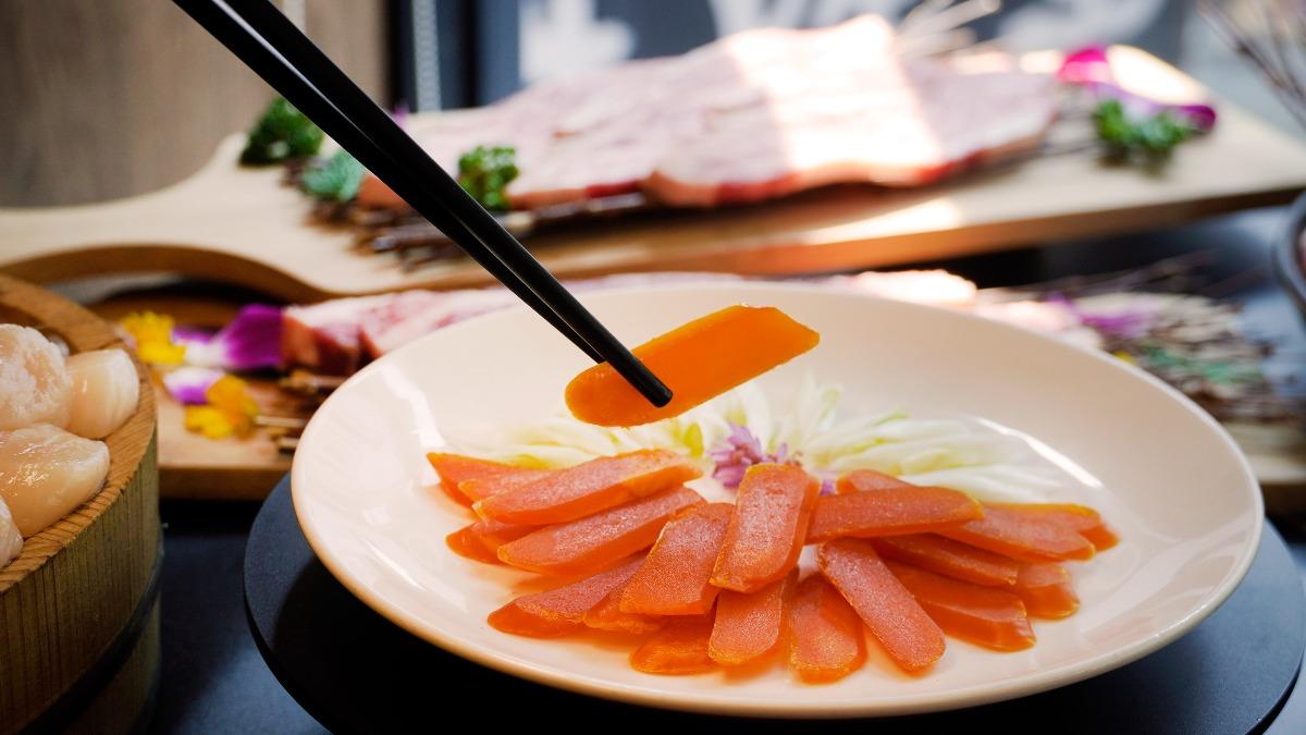 哞哞屋和牛燒肉推出五月優惠，符合條件即贈烏魚子吃到飽。（圖／業者提供）