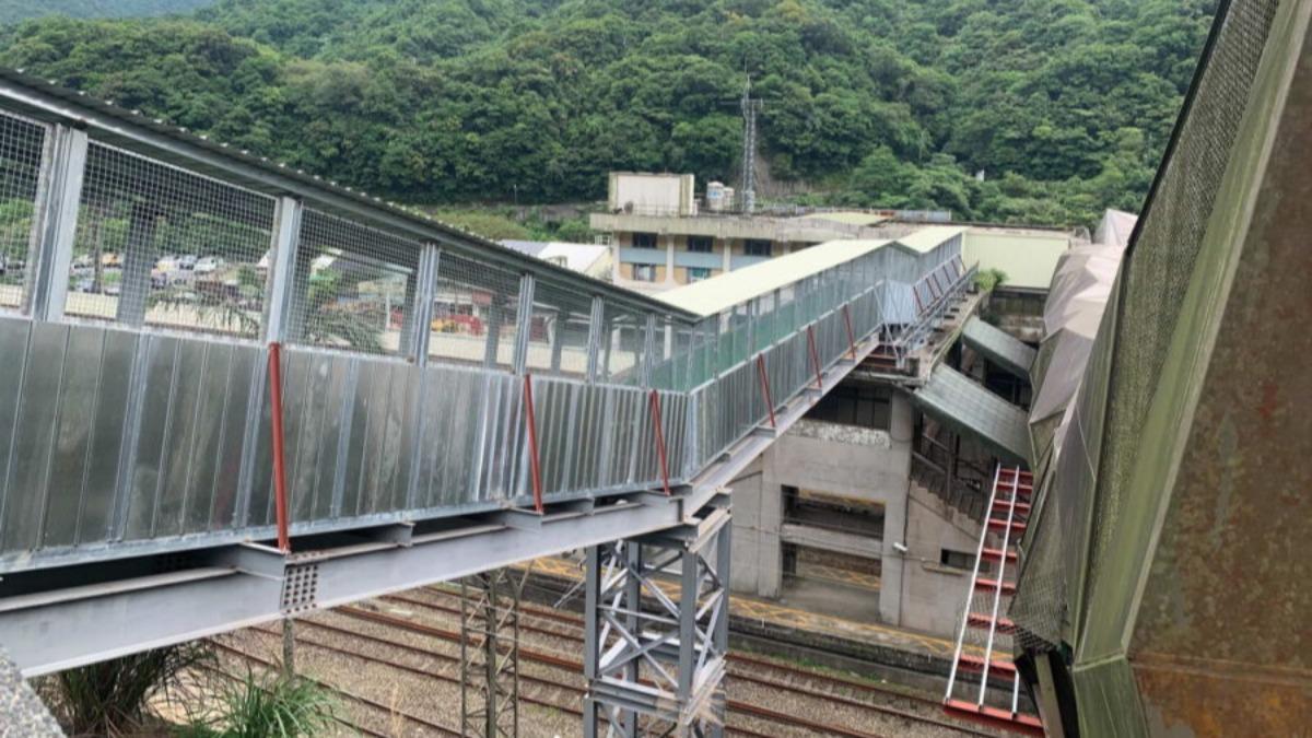 Houtong Cat Bridge closes for repairs (Courtesy of the New Taipei Tourism and Travel Department) Rust forces closure of iconic Cat Bridge in New Taipei
