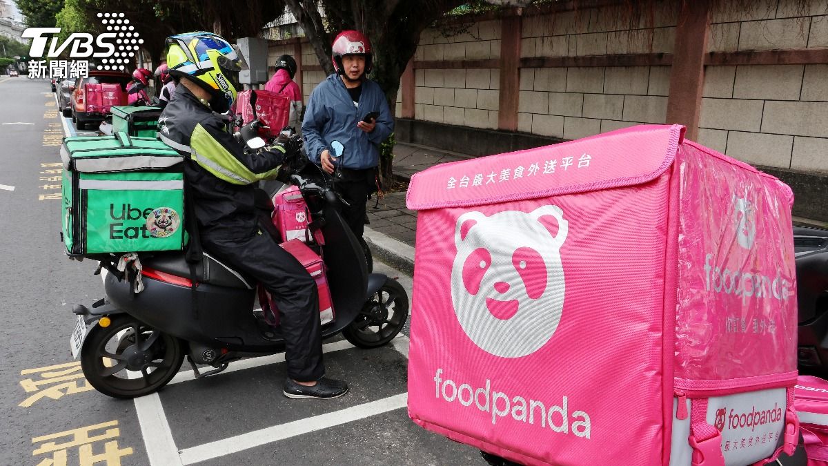 Uber宣布以10億美元併購Delivery Hero旗下的foodpanda台灣外送事業。（圖／葉志明攝）
