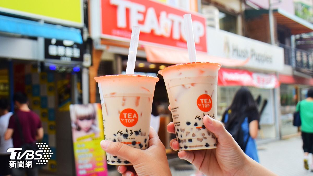 一名網友透露，自己在國外留學期間非常想念珍珠奶茶。（示意圖／shutterstock達志影像）